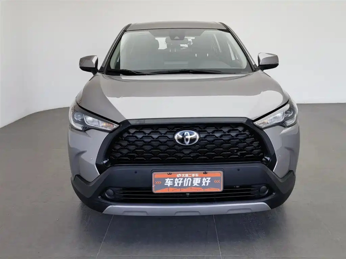 TOYOTA COROLLA CROSS