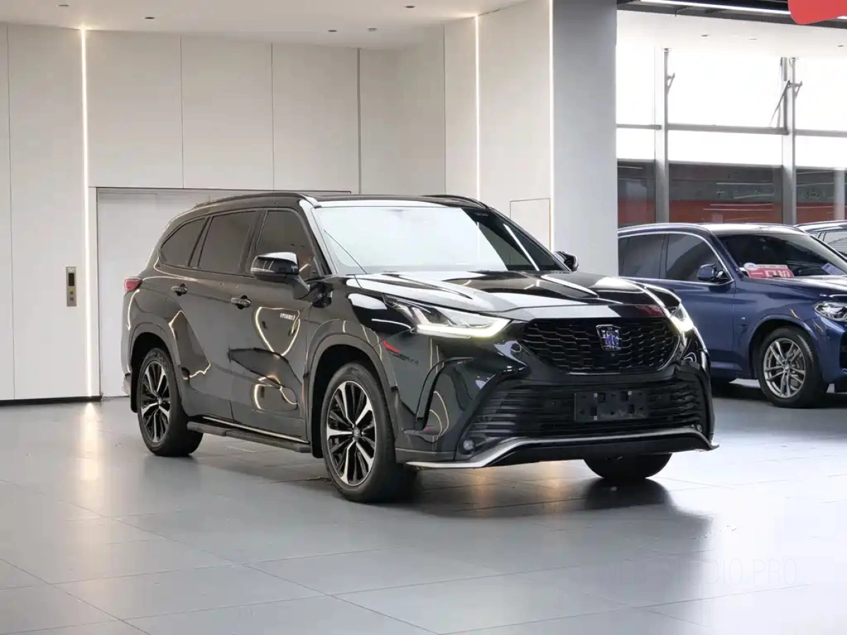 TOYOTA CROWN LUFANG