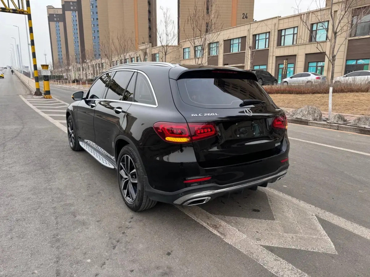 MERCEDES BENZ GLC