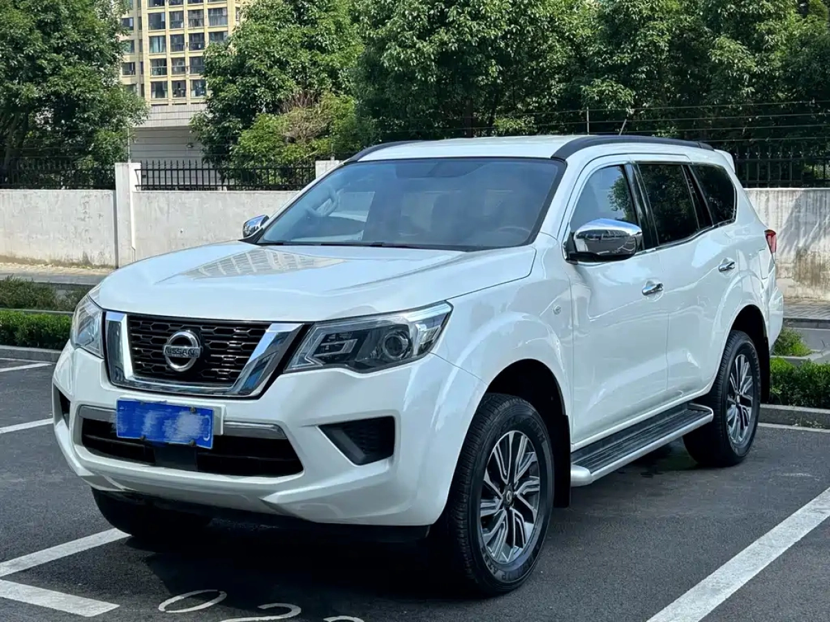 NISSAN TERRA