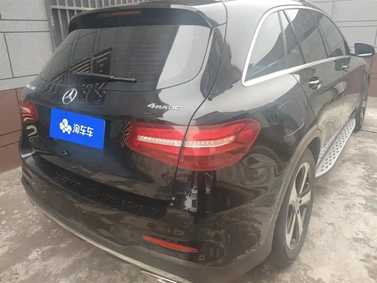 MERCEDES BENZ GLC
