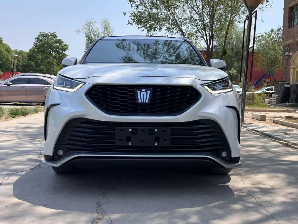 TOYOTA CROWN LUFANG