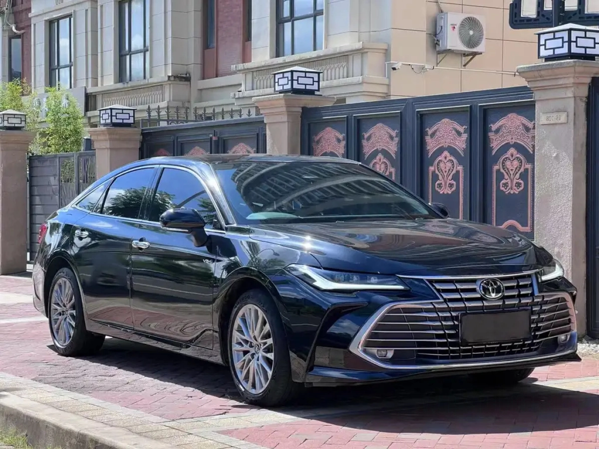 TOYOTA AVALON