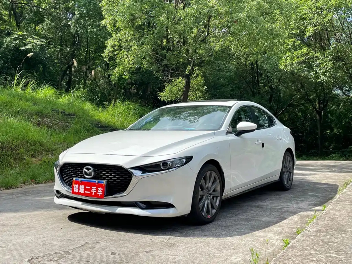 MAZDA 3 AXELA