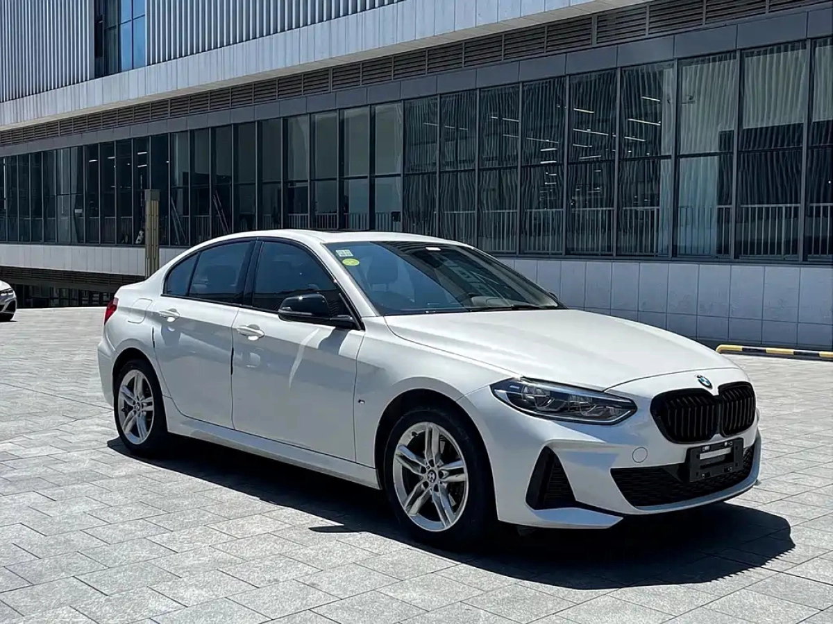 BMW 1-SERIES