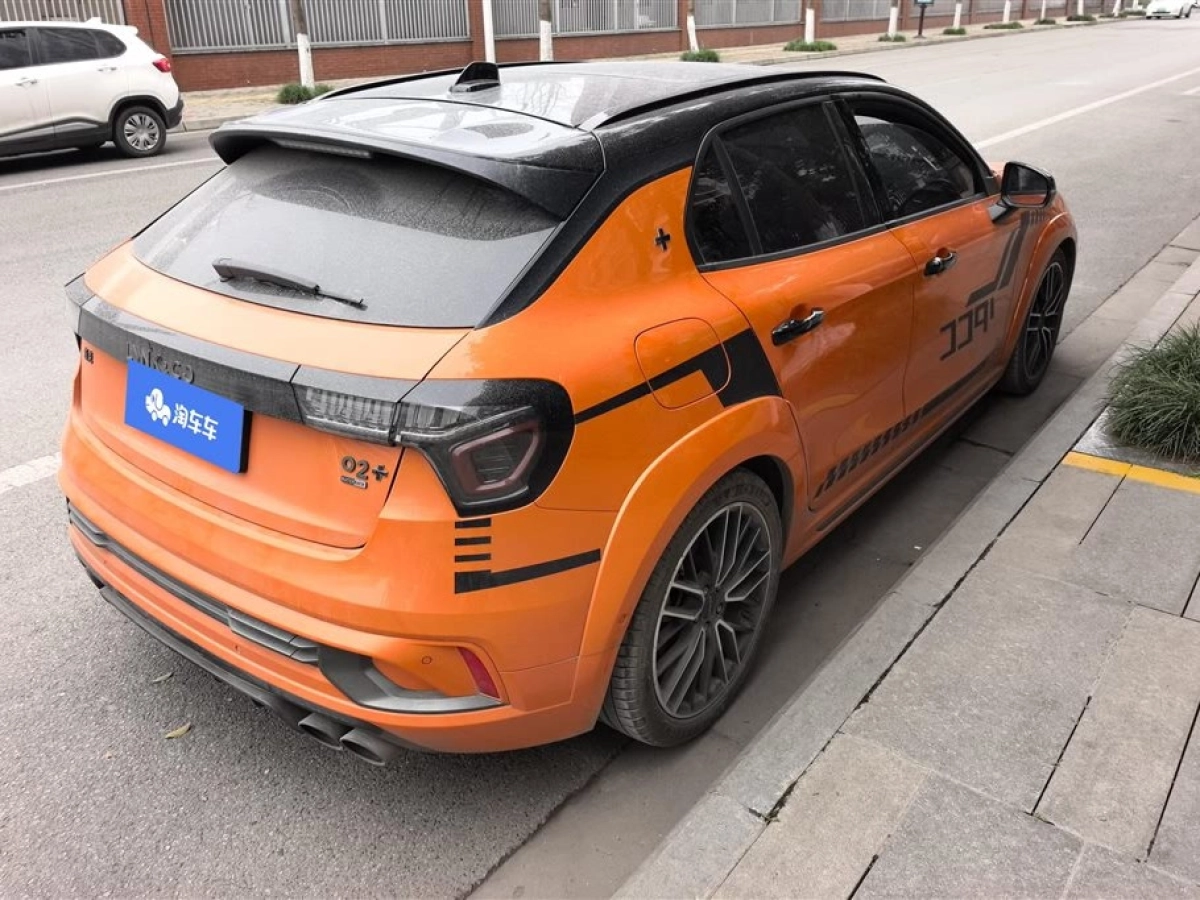 LYNK&CO 02 HATCHBACK