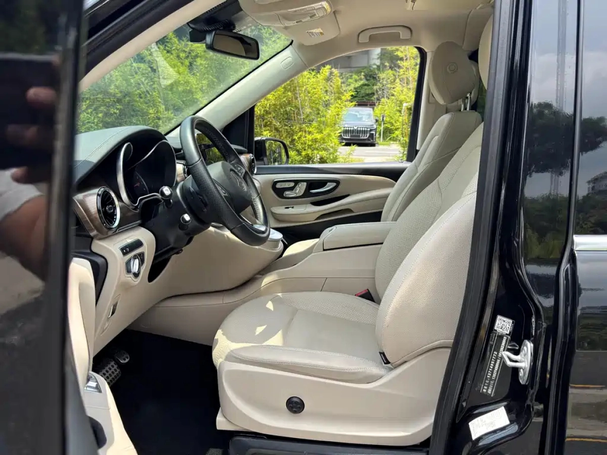 MERCEDES BENZ V-CLASS