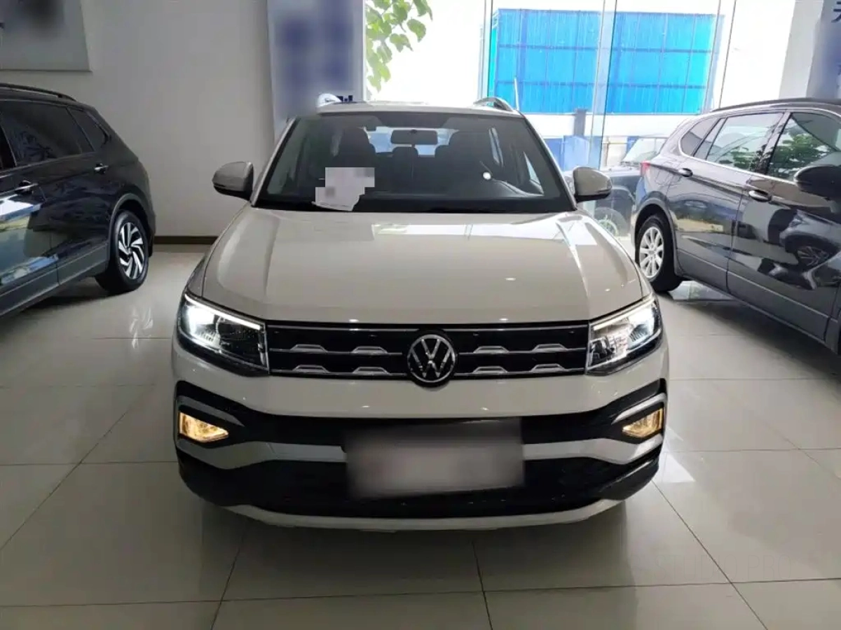 VOLKSWAGEN T-CROSS