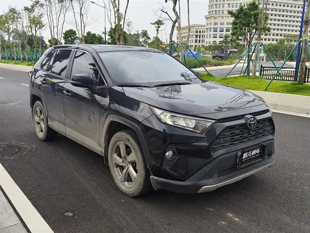 TOYOTA RAV4 RONGFANG