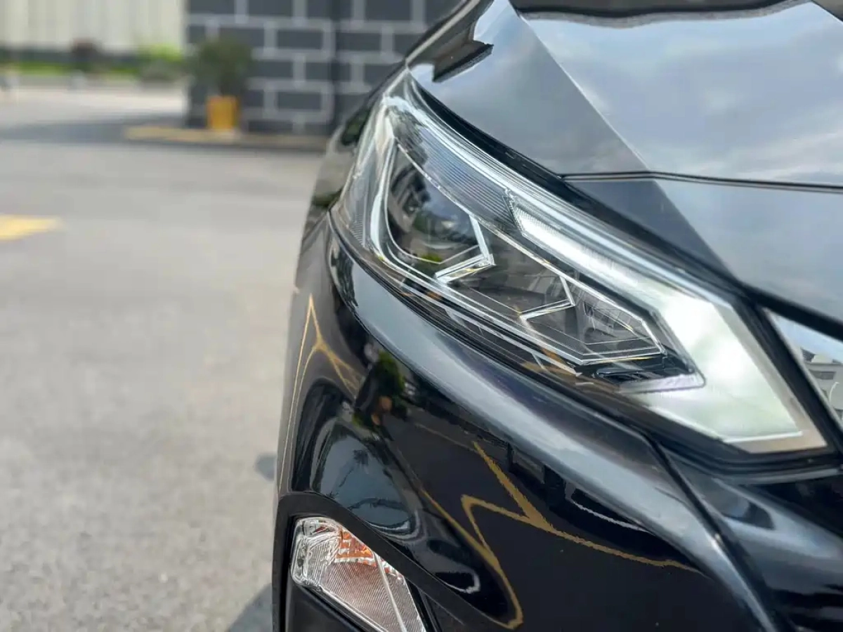 NISSAN TEANA