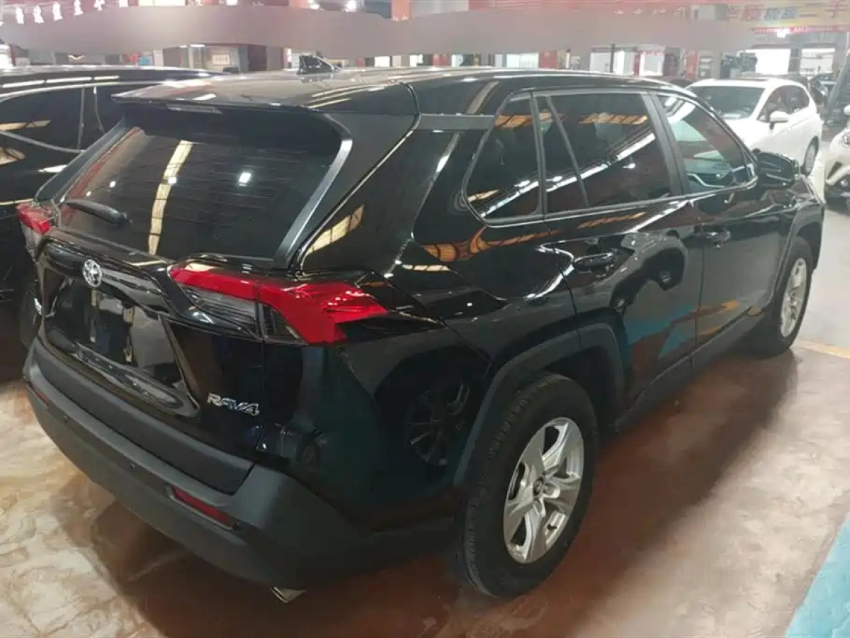 TOYOTA RAV4 RONGFANG