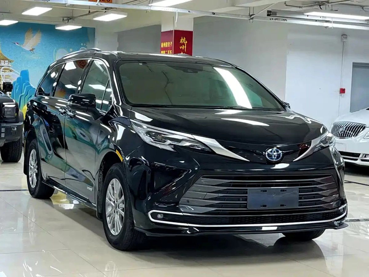 TOYOTA SIENNA SIENNA