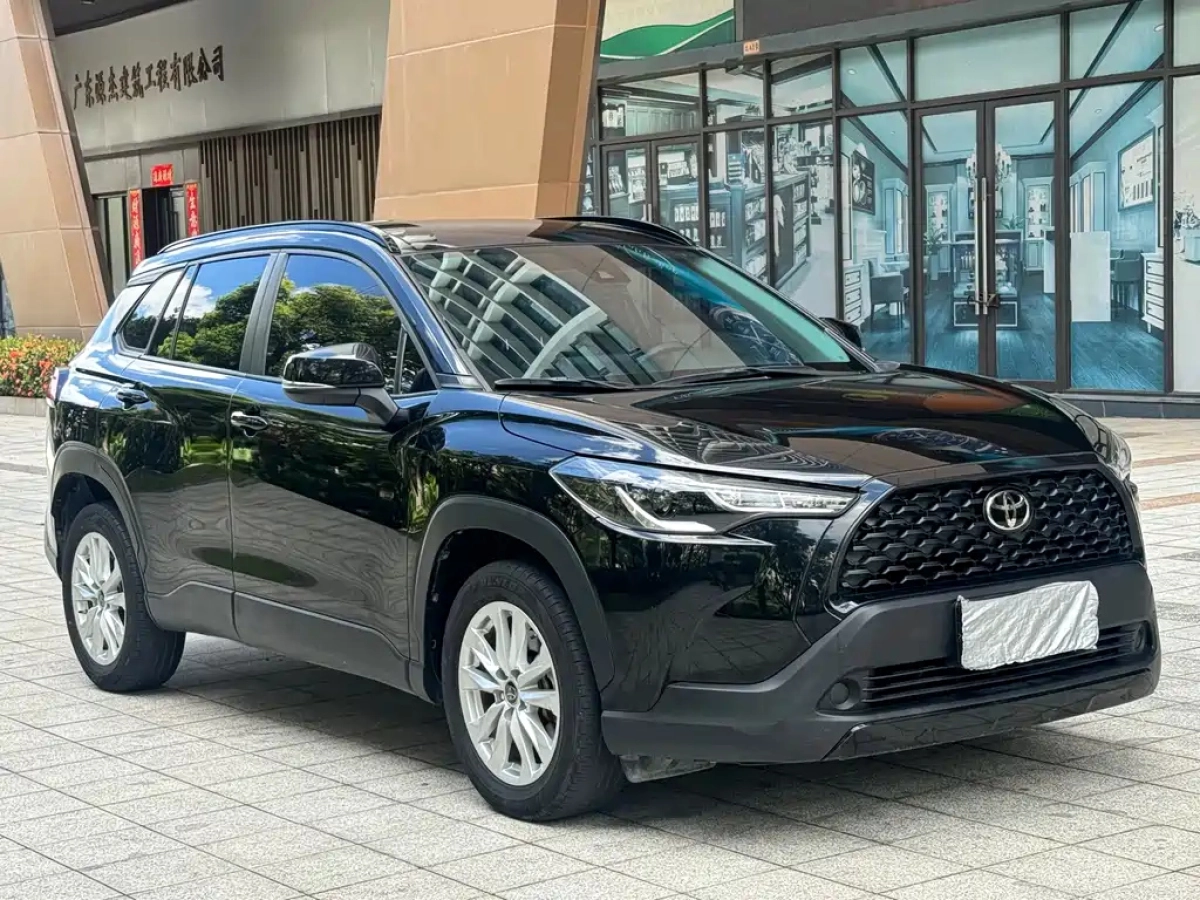 TOYOTA COROLLA CROSS