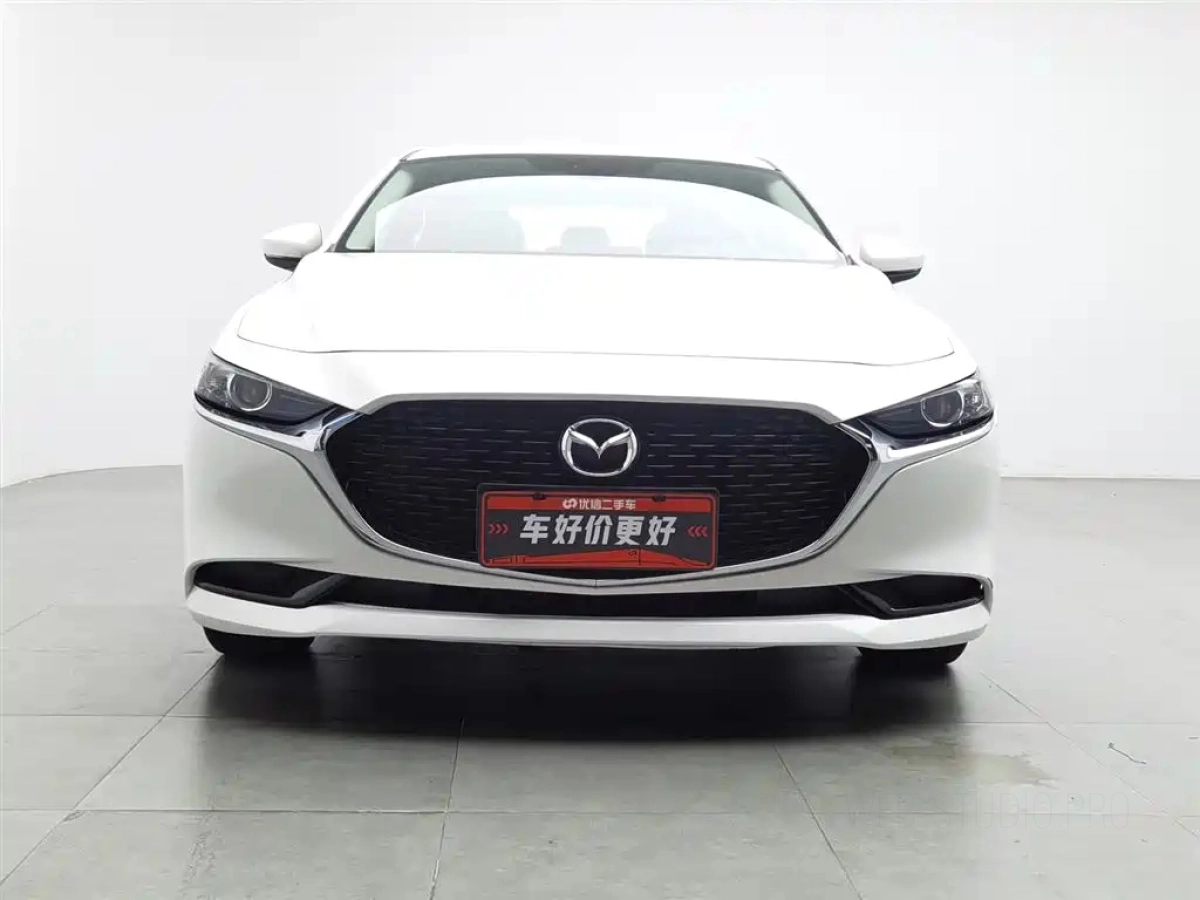 MAZDA 3 AXELA