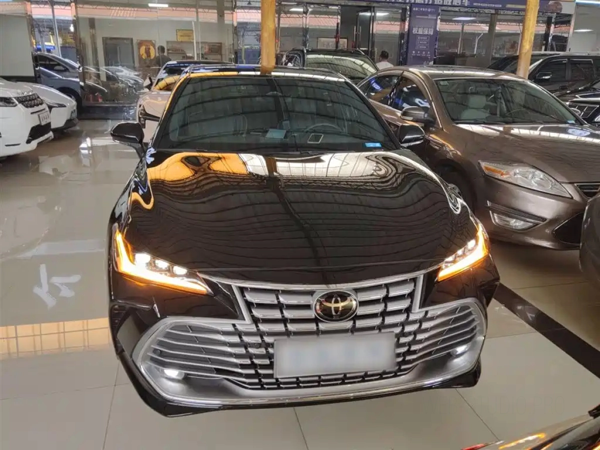 TOYOTA AVALON