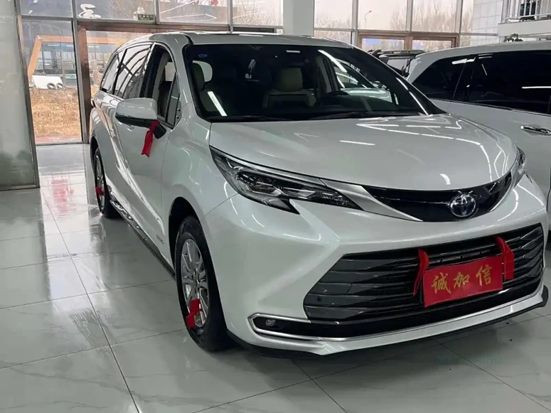 TOYOTA SIENNA SIENNA