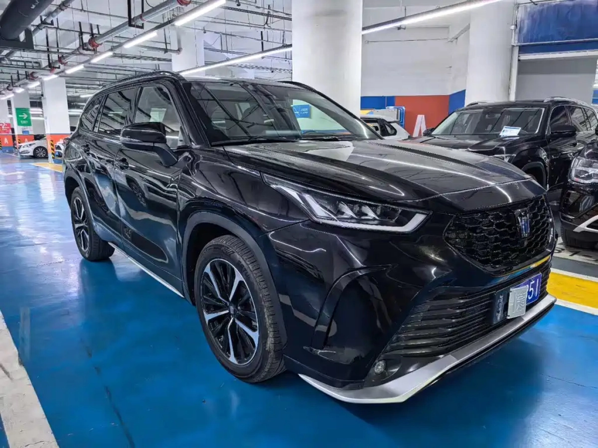 TOYOTA CROWN LUFANG