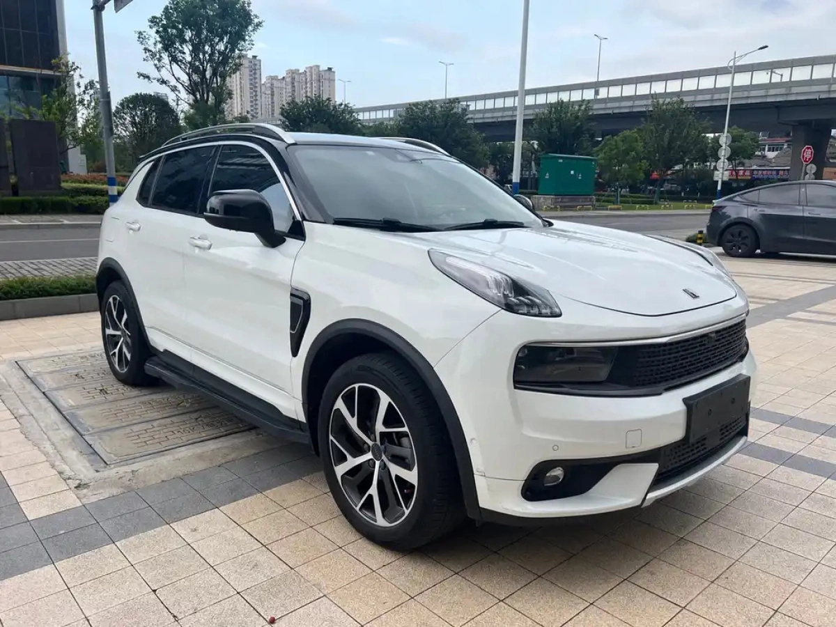 LYNK&CO 01 NEW ENERGY