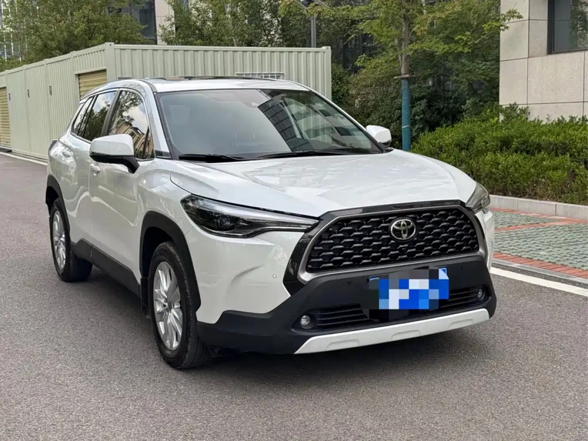 TOYOTA COROLLA CROSS