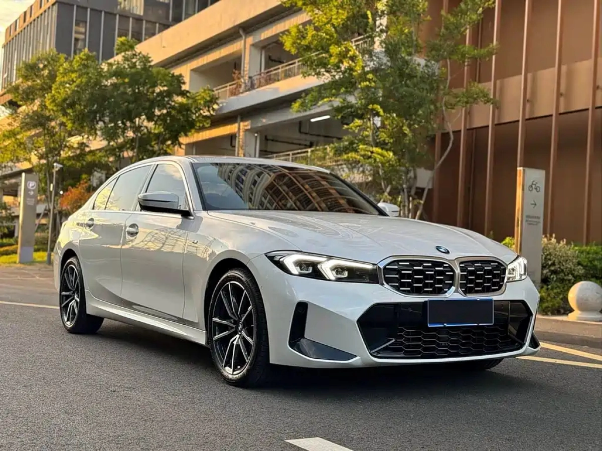BMW 3-SERIES