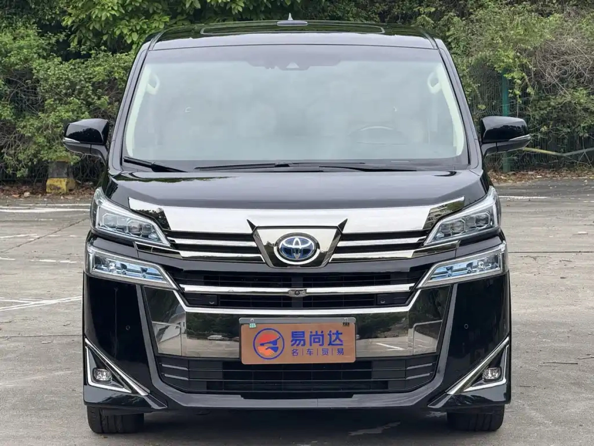 TOYOTA VELLFIRE