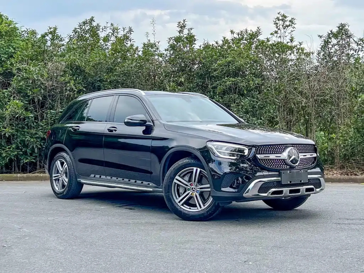 MERCEDES BENZ GLC