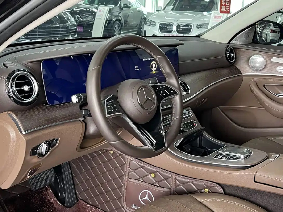 MERCEDES BENZ E-CLASS