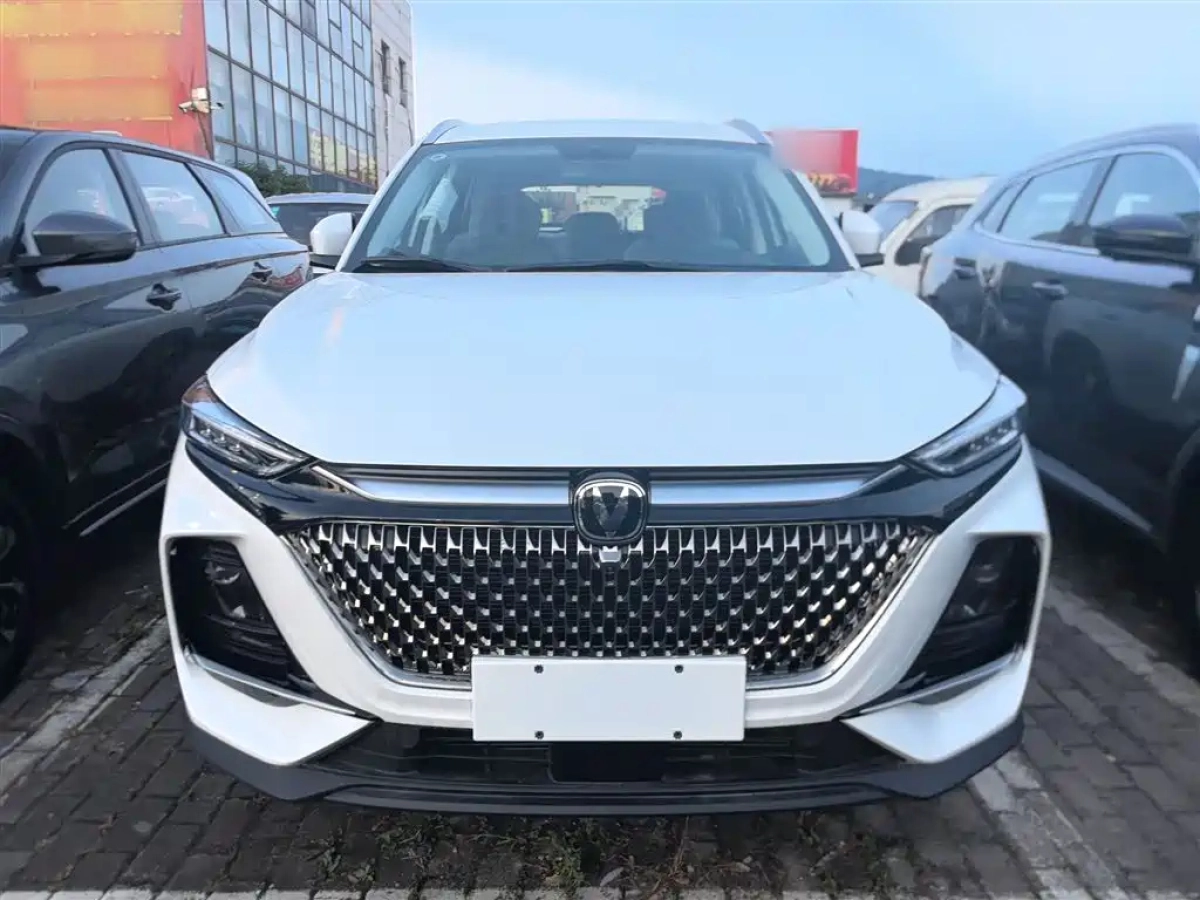 CHANGAN X7 PLUS