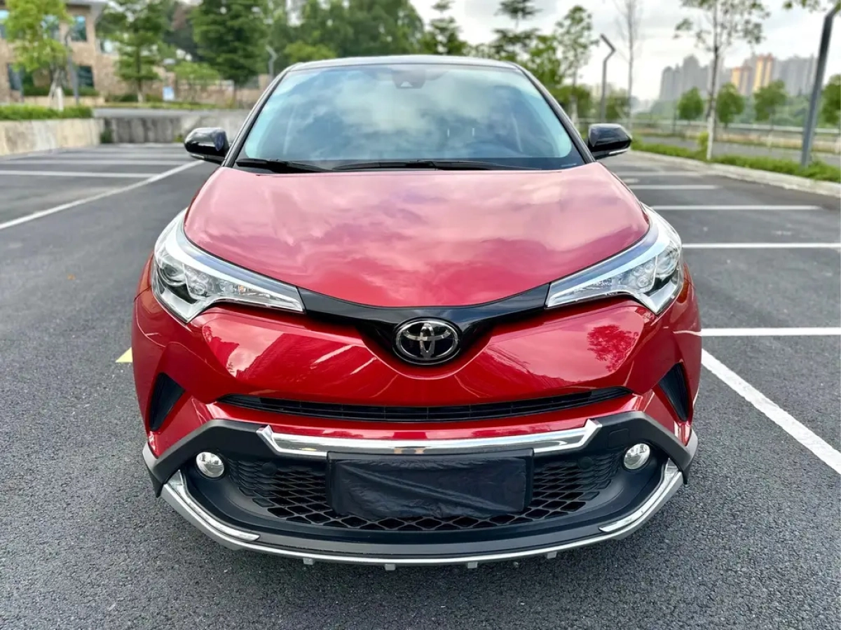 TOYOTA C-HR