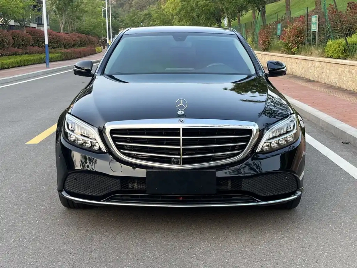 MERCEDES BENZ C-CLASS