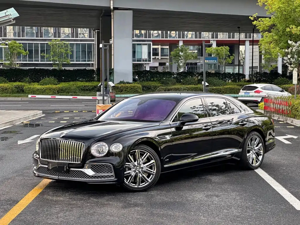 BENTLEY FLYING SPUR