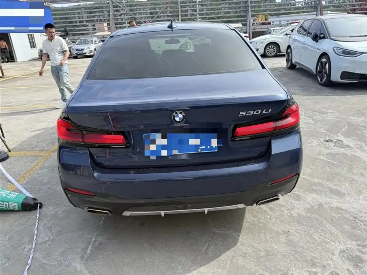 BMW 5-SERIES