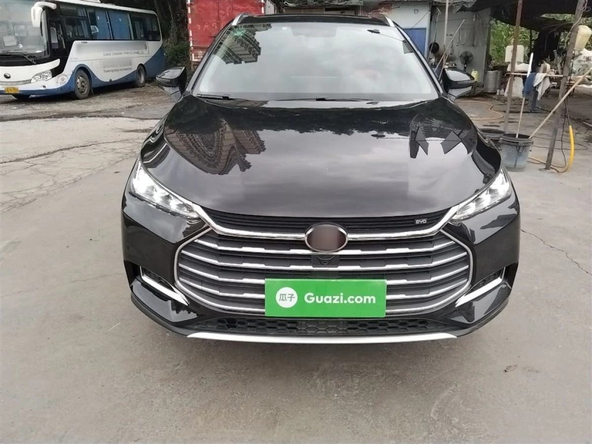 BYD TANG