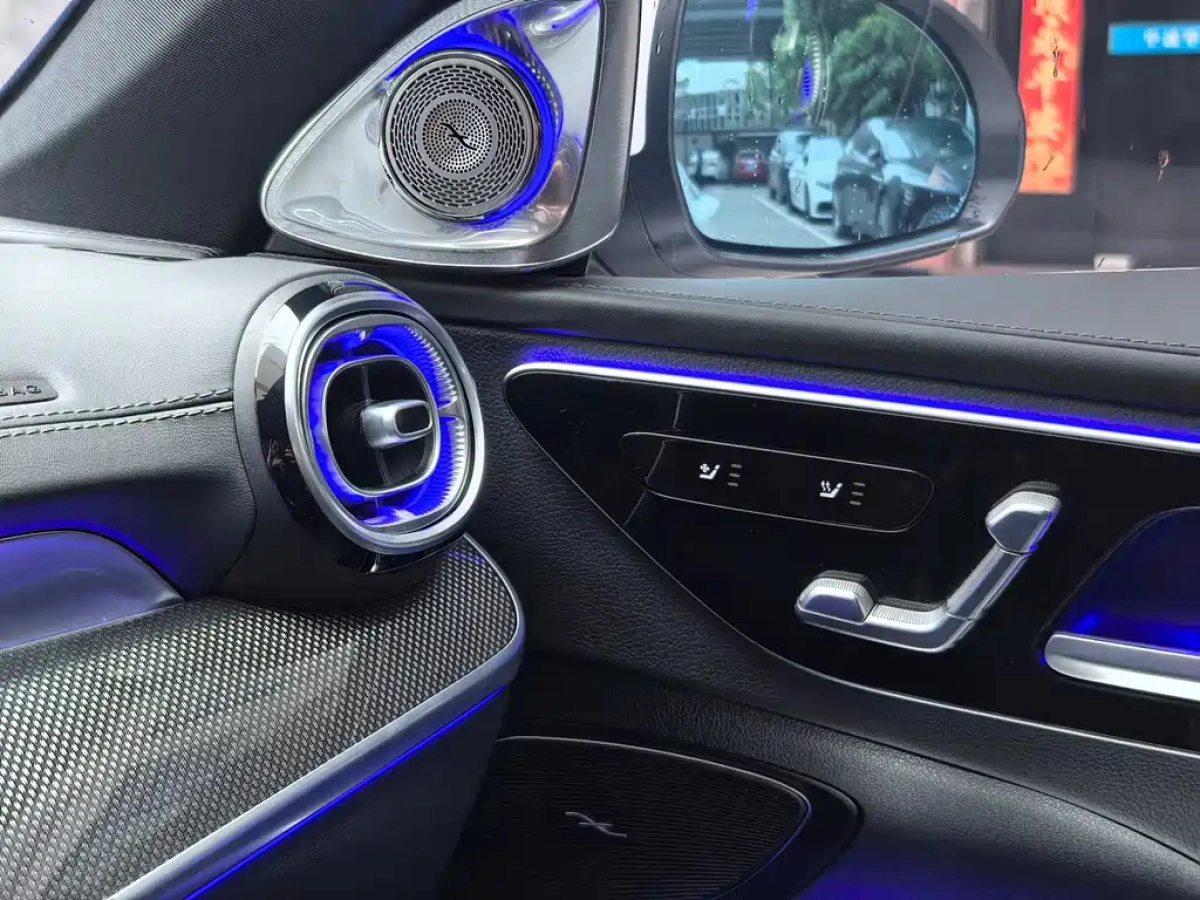 MERCEDES BENZ C-CLASS