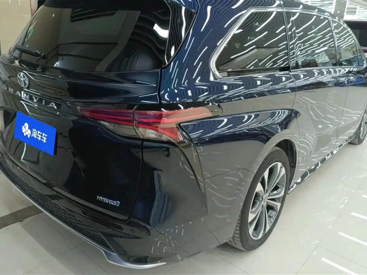 TOYOTA GRANVIA