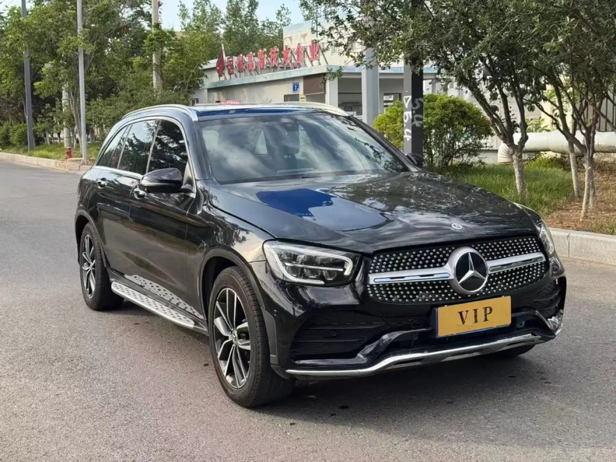 MERCEDES BENZ GLC