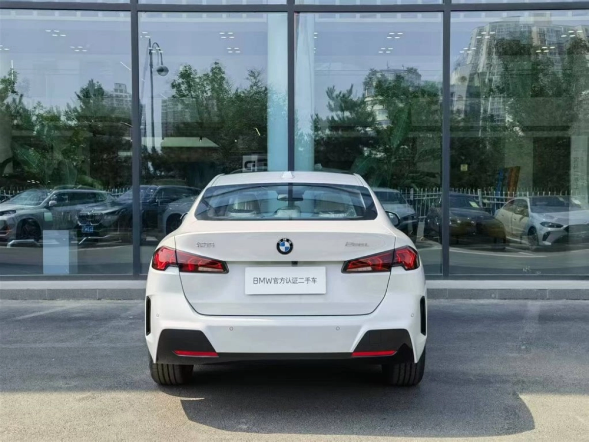 BMW 2-SERIES