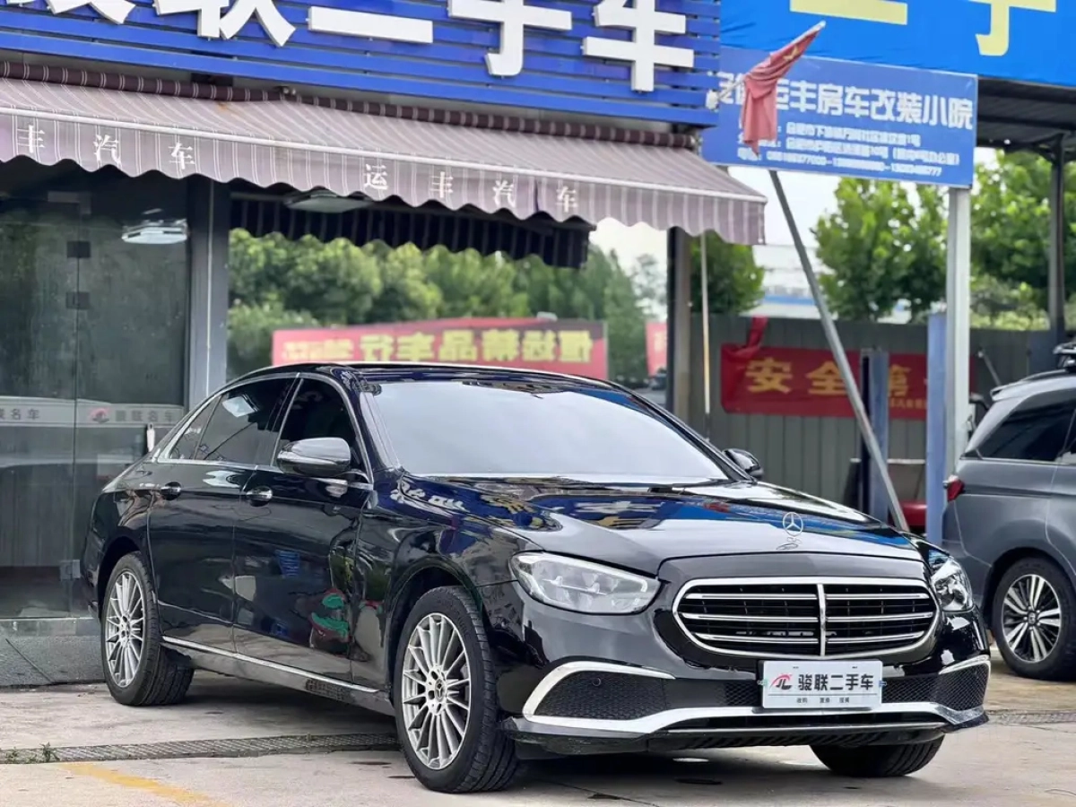 MERCEDES BENZ E-CLASS