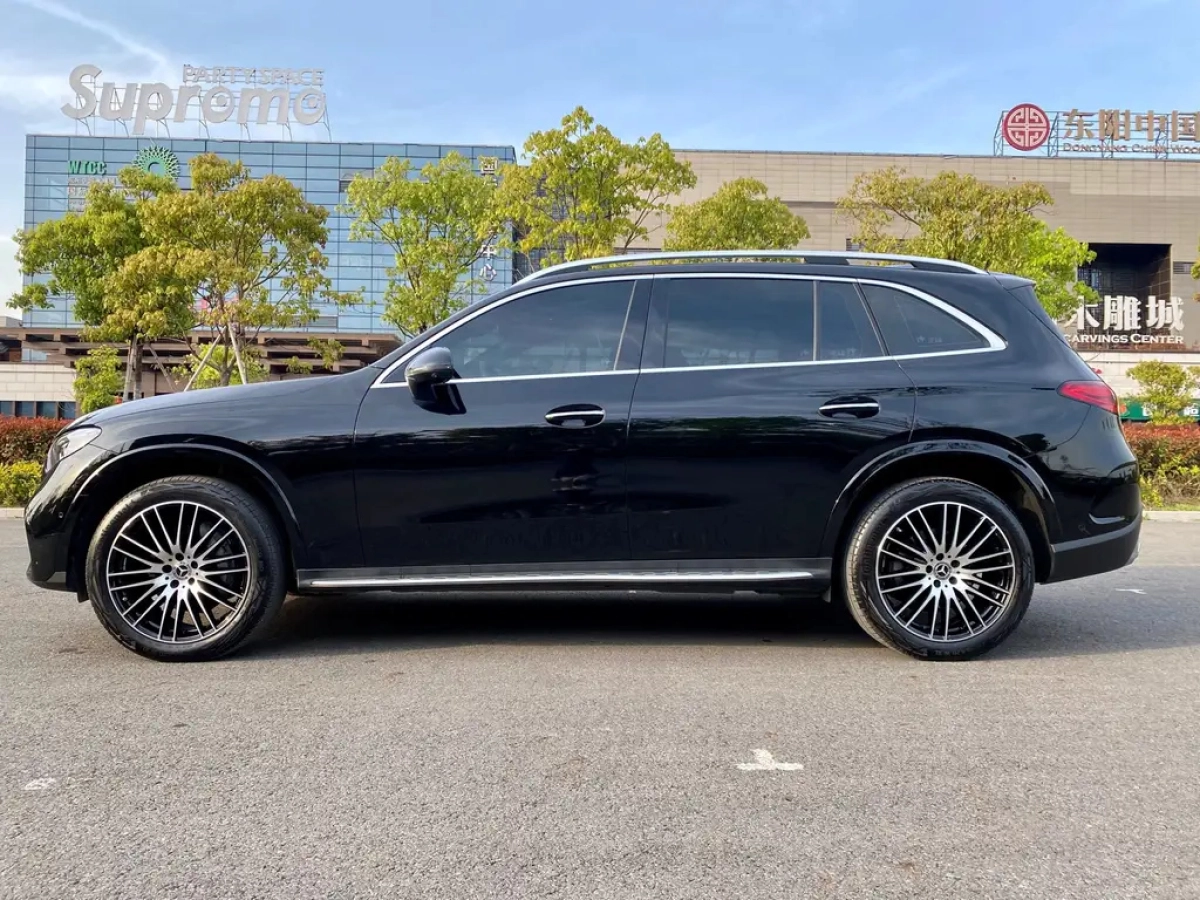 MERCEDES BENZ GLC