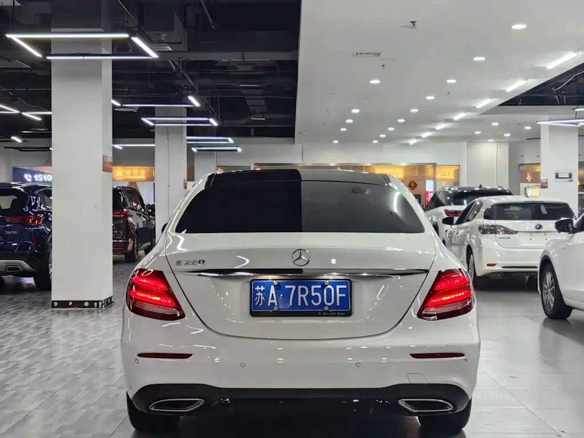 MERCEDES BENZ E-CLASS