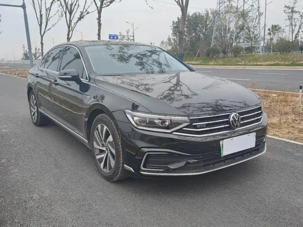 VOLKSWAGEN MAGOTAN GTE PLUG IN HYBRID