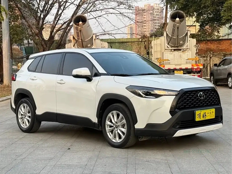TOYOTA COROLLA CROSS