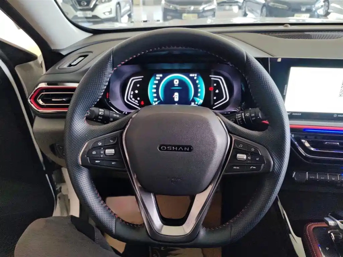 CHANGAN OSHAN X5