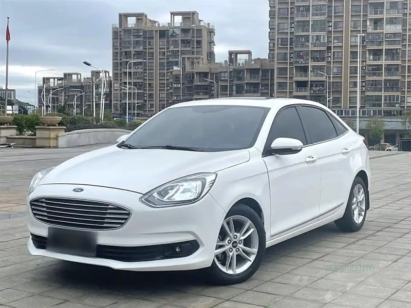 FORD ESCORT  2019