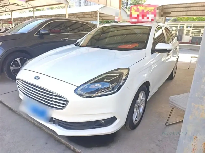 FORD ESCORT  2019
