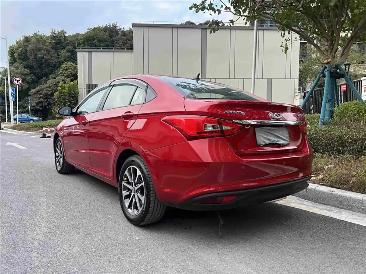 CHERY ARRIZO 5