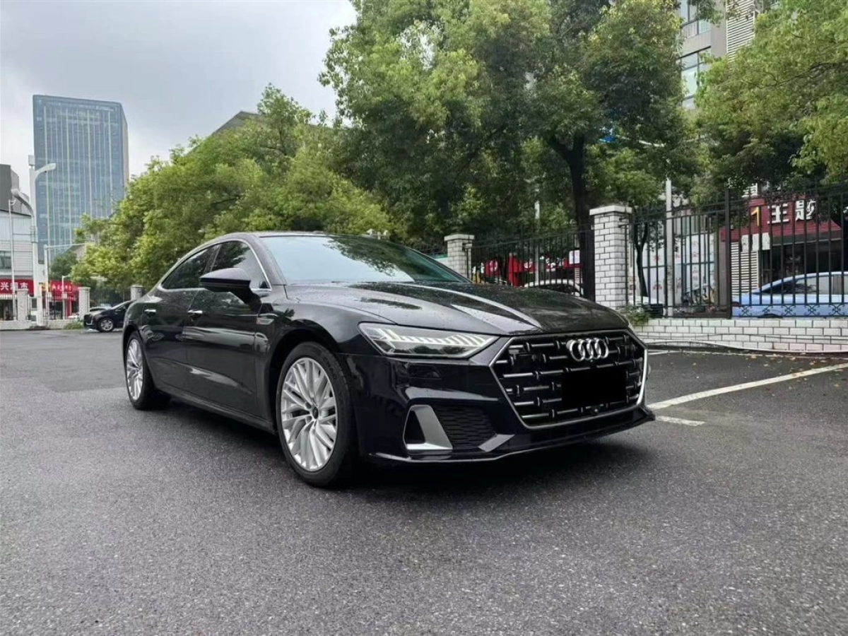 AUDI A7L