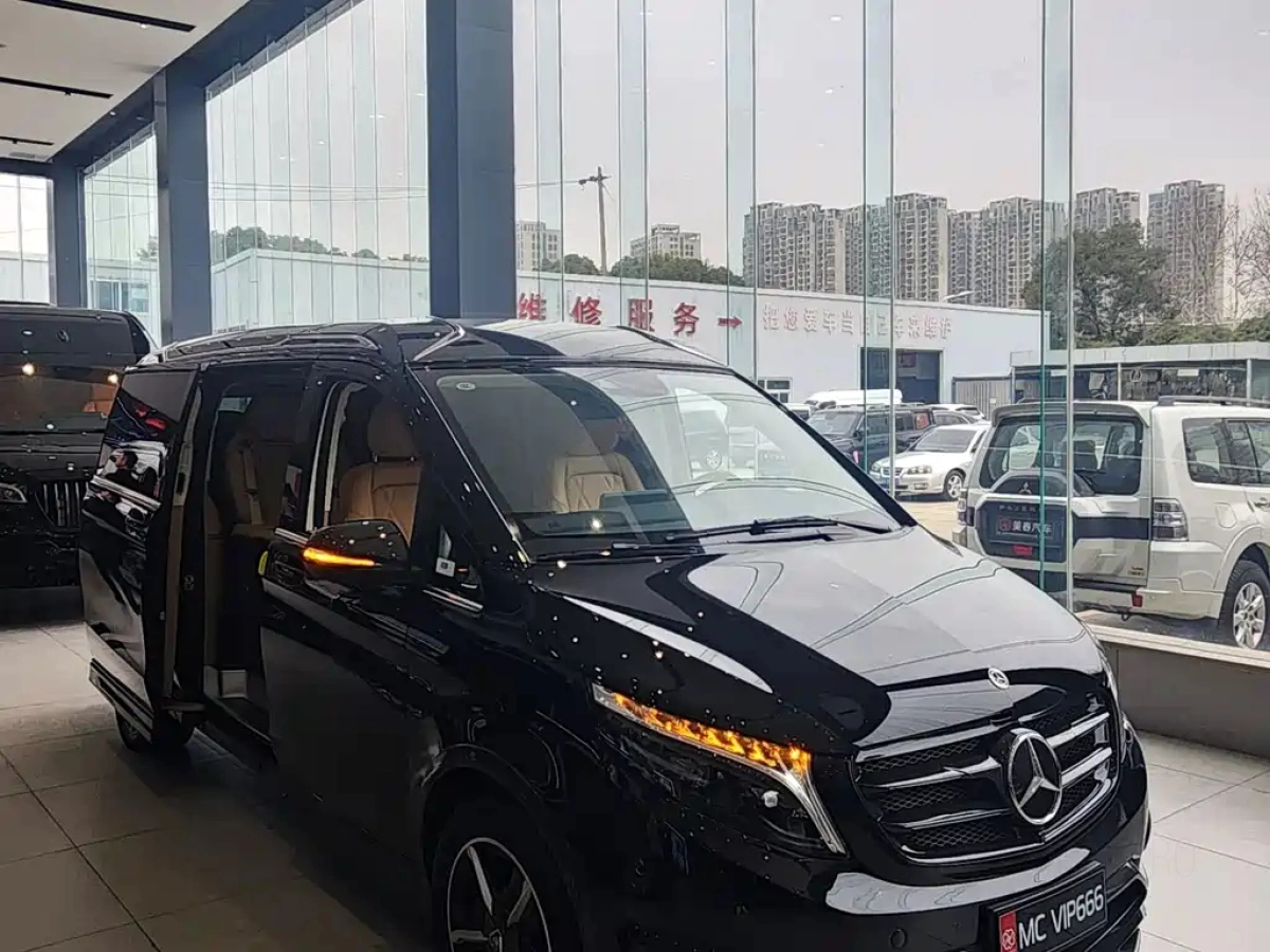 MERCEDES BENZ V-CLASS