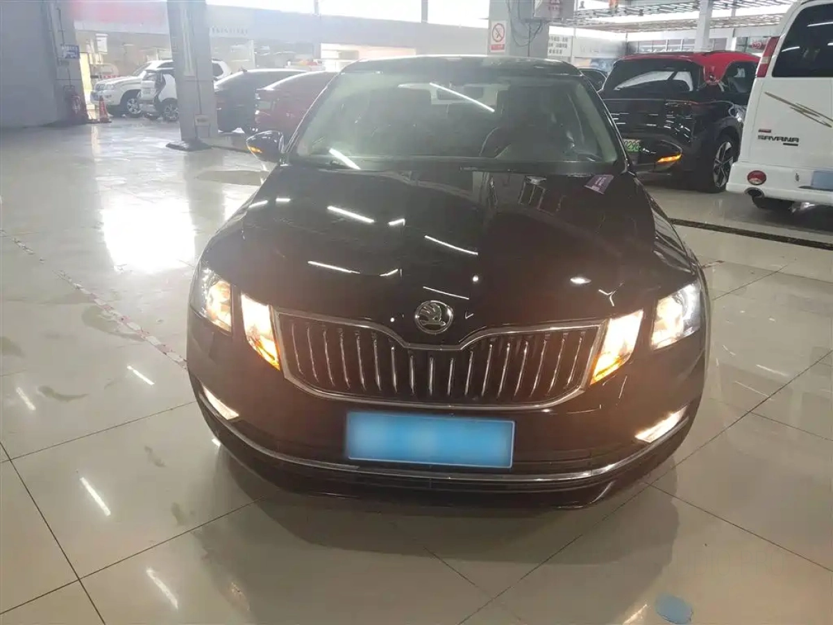 SKODA OCTAVIA