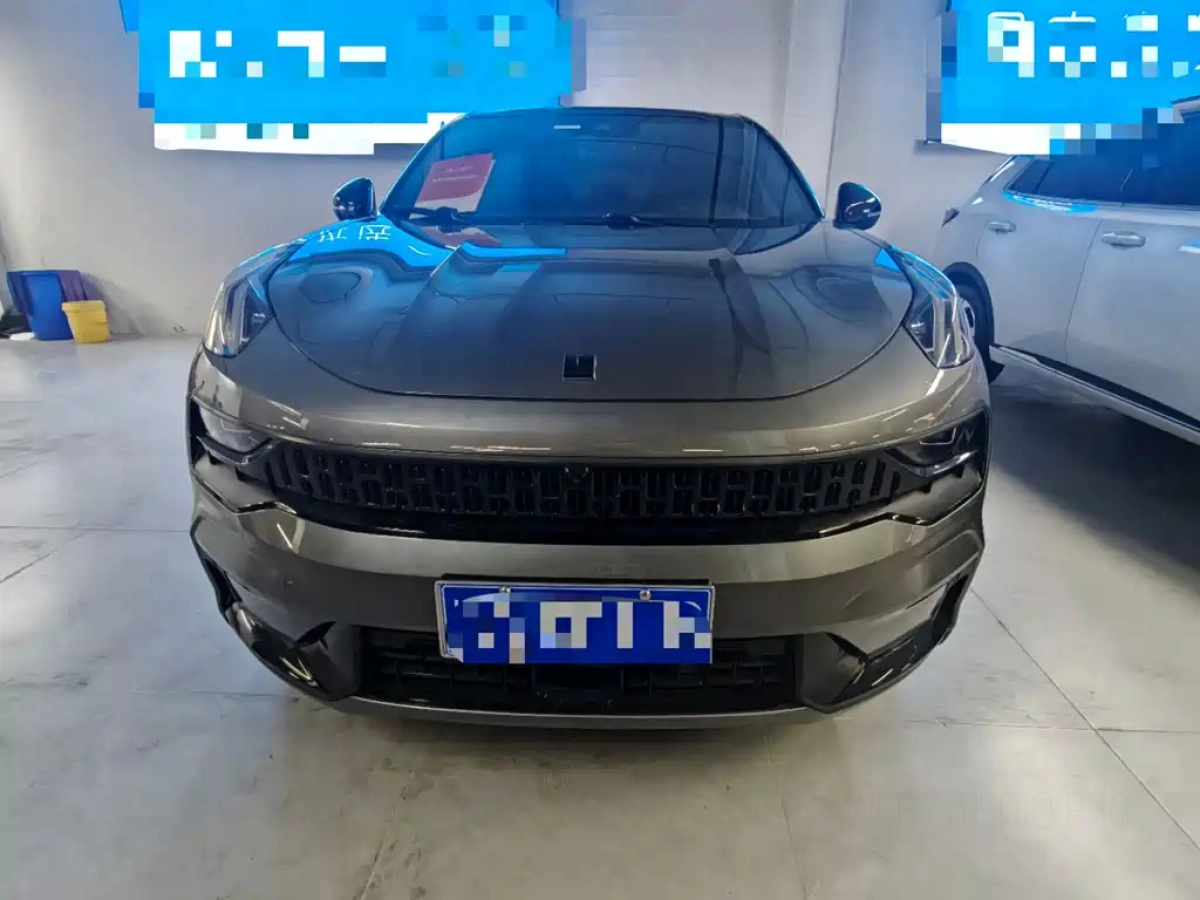 LYNK&CO 05